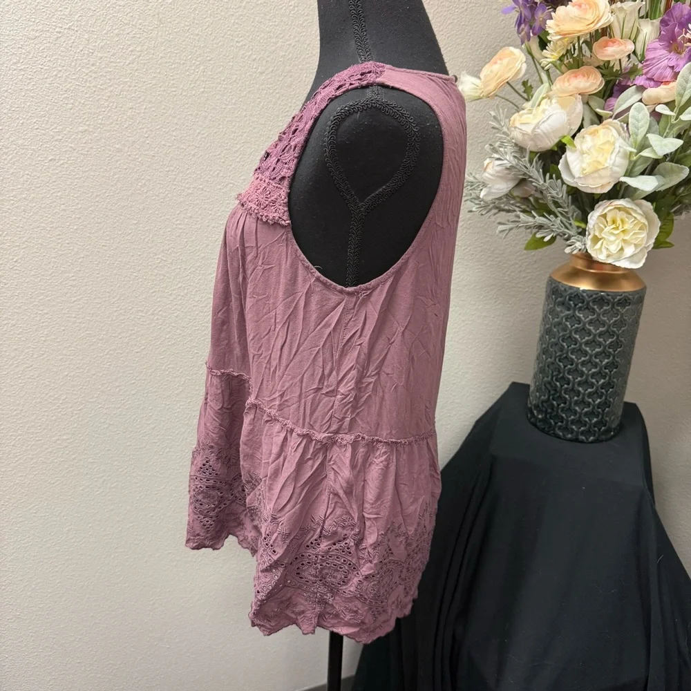 Knox Rose Mauve Crochet Lace Boho Tank L | Tiered Flowy Summer Top - Picture 3 of 7